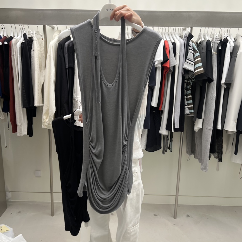 NUTPLAN韓國直郵女裝新品休閑人氣推薦職業時尚熱賣吊帶背心NUTPLAN吊帶/背心圖色2