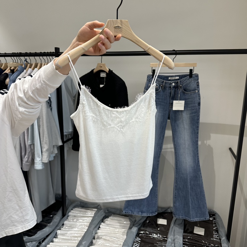 aube nunt韓國代購女裝新款時尚真品職業推薦吊帶背心蕾絲aube nunt吊帶/背心圖色1