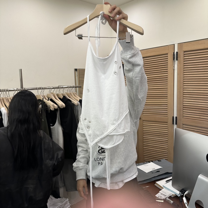 NUT東大門代購女裝新品人氣時尚推薦真品熱賣26春夏吊帶背心NUT吊帶/背心圖色1