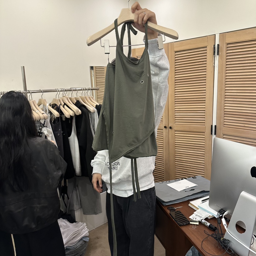 NUT東大門代購女裝新品人氣時尚推薦真品熱賣26春夏吊帶背心NUT吊帶/背心圖色2