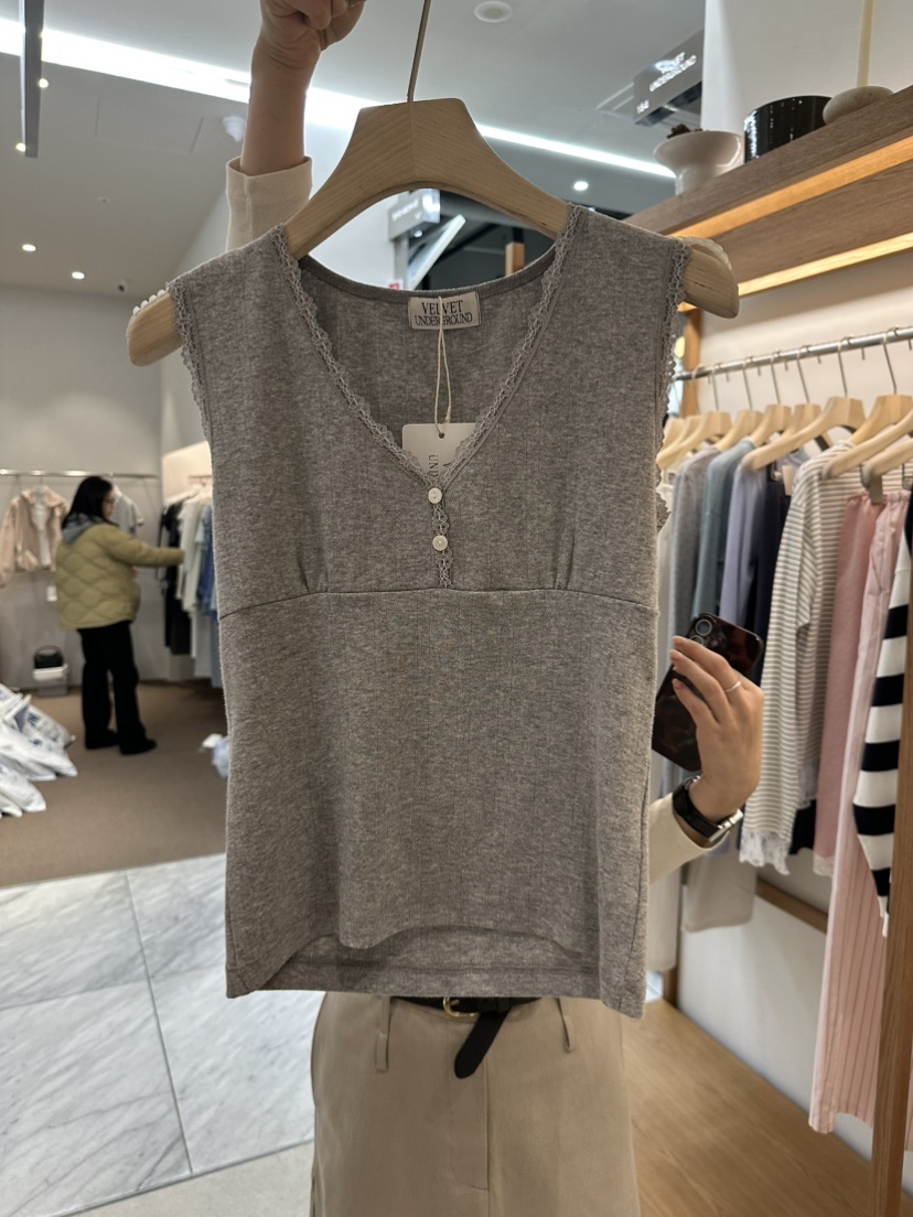 VELVET UNDERGROUND東大門代購女士新款職業吊帶背心蕾絲紐扣VELVET UNDERGROUND吊帶/背心圖色1