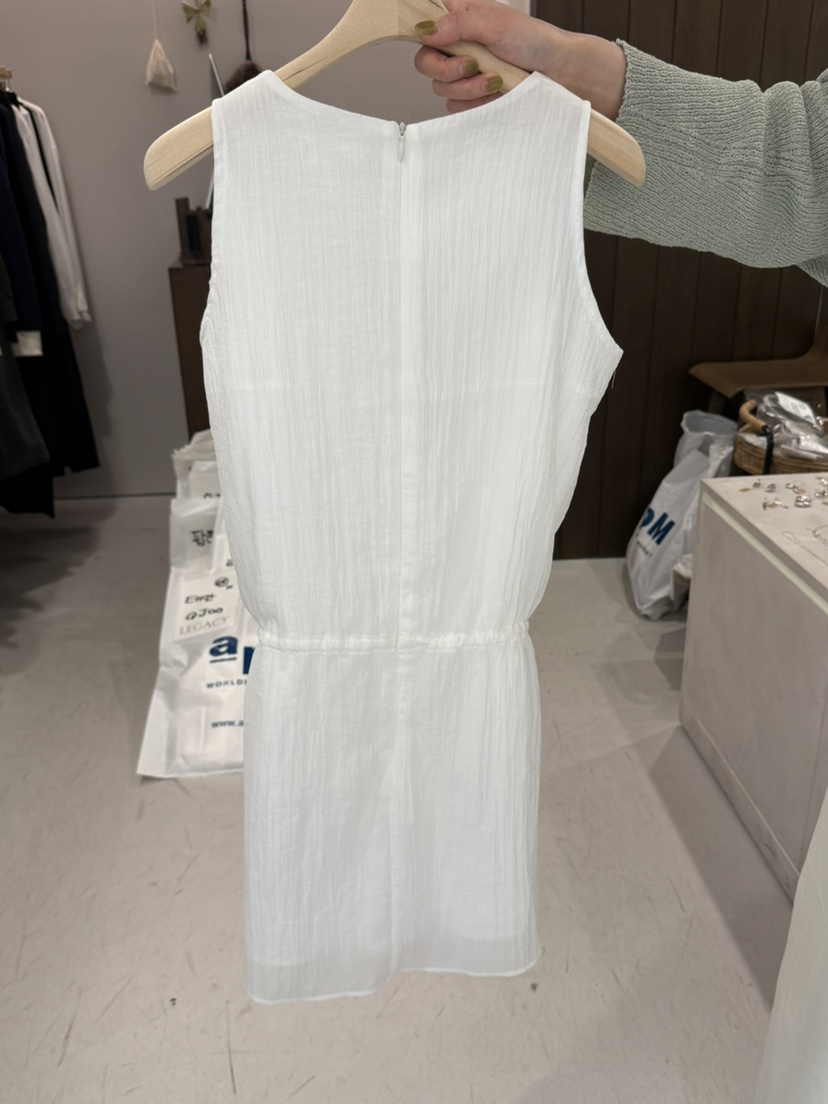 LEGACY東大門直郵女裝新款職業26春夏時尚推薦人氣連衣裙LEGACY連衣裙