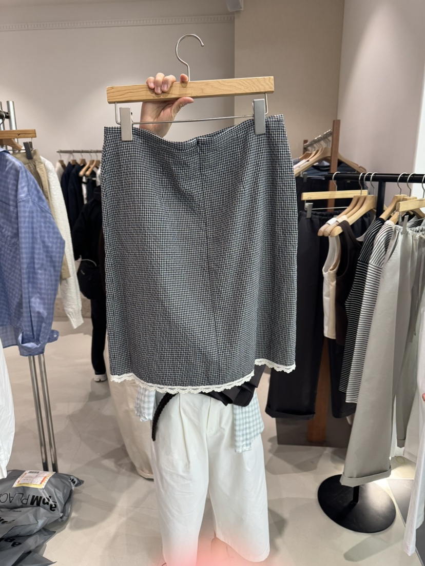 ANDMORE BUTTON韓國直郵女裝新品26春夏半身裙中短裙蕾絲ANDMORE BUTTON半身裙/中短裙