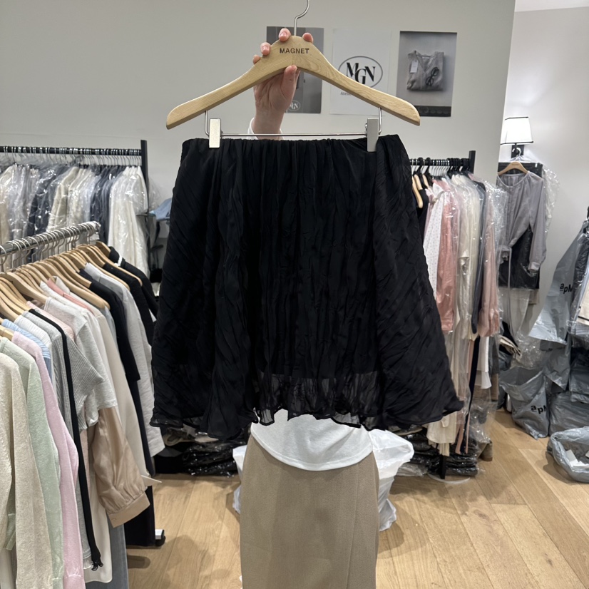 M.G.N韓國代購女士新品真品時尚休閑26春夏職業裙褲褶皺MAGNET裙褲圖色2