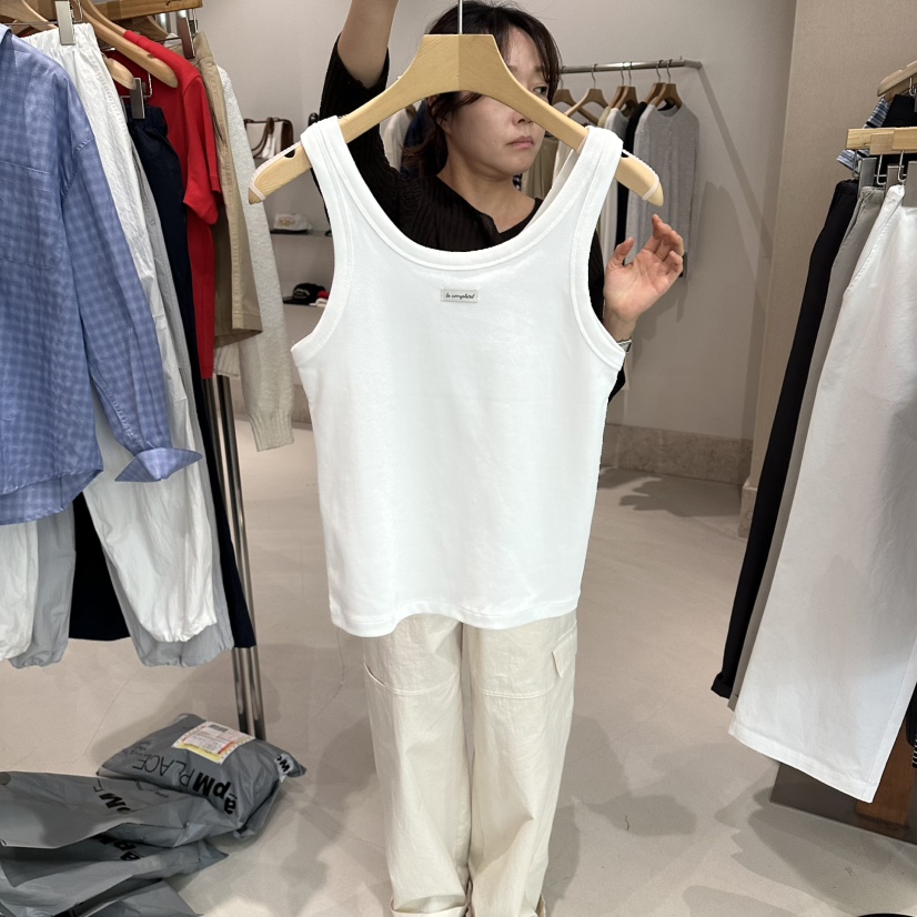 ANDMORE BUTTON韓國直郵女裝新品職業熱賣真品推薦吊帶背心ANDMORE BUTTON吊帶/背心圖色1