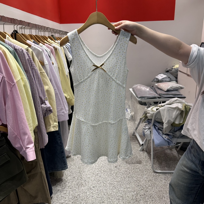 ATPZ韓國直郵女裝新品職業真品人氣熱賣26春夏連衣裙花朵ATTENTION PLEAES連衣裙圖色2