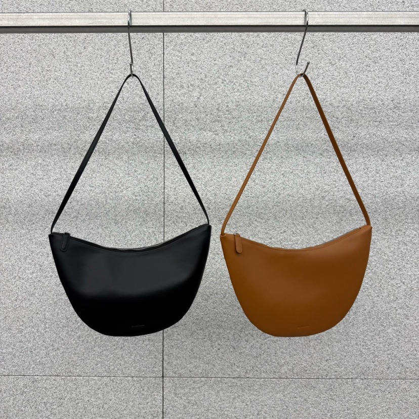 AT THE BAGEL東大門實拍女士新品休閑職業單肩斜跨包褶皺AT THE BAGEL單肩/斜跨包