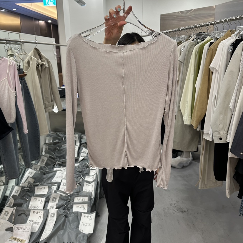 PAVEL韓國直郵女裝新款人氣時尚真品推薦26春夏長袖T恤船領PAVEL長袖T恤圖色2
