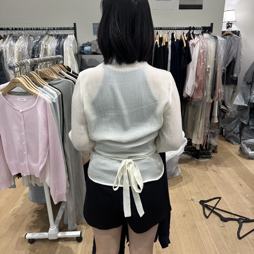 M.G.N東大門代購女士新款時尚熱賣真品人氣26春夏襯衫蕾絲衫MAGNET襯衫/蕾絲衫