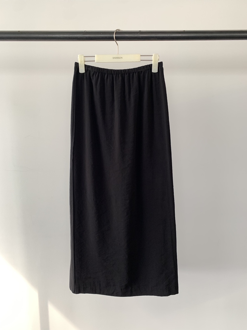 UNDERSON東大門直郵女裝新品26春夏真品推薦熱賣職業長裙UNDERSON長裙圖色2
