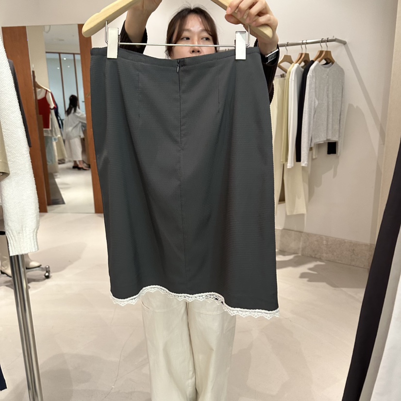 ANDMORE BUTTON東大門直郵女士新款人氣半身裙中短裙蕾絲ANDMORE BUTTON半身裙/中短裙