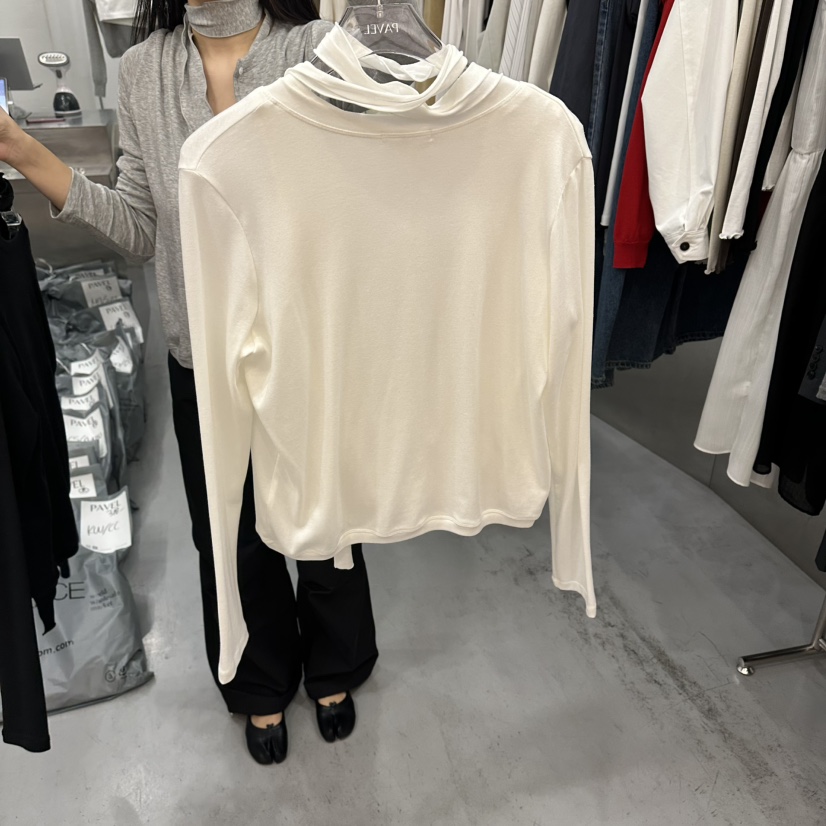 PAVEL東大門代購女裝新款真品人氣時尚長袖T恤不含內搭圍巾PAVEL長袖T恤