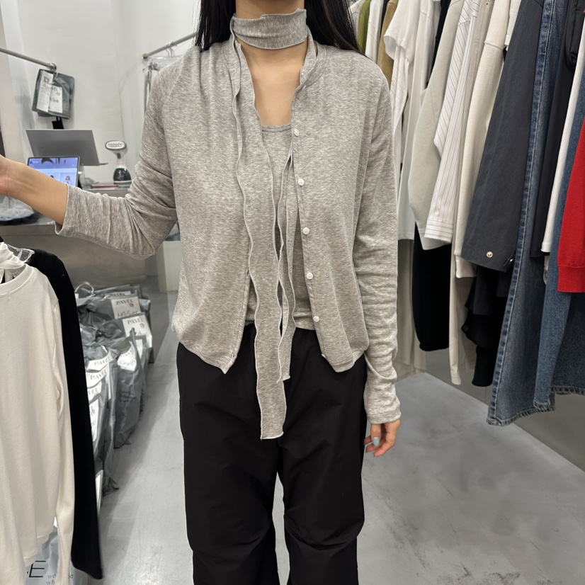 PAVEL東大門代購女裝新款真品人氣時尚長袖T恤不含內搭圍巾PAVEL長袖T恤圖色2