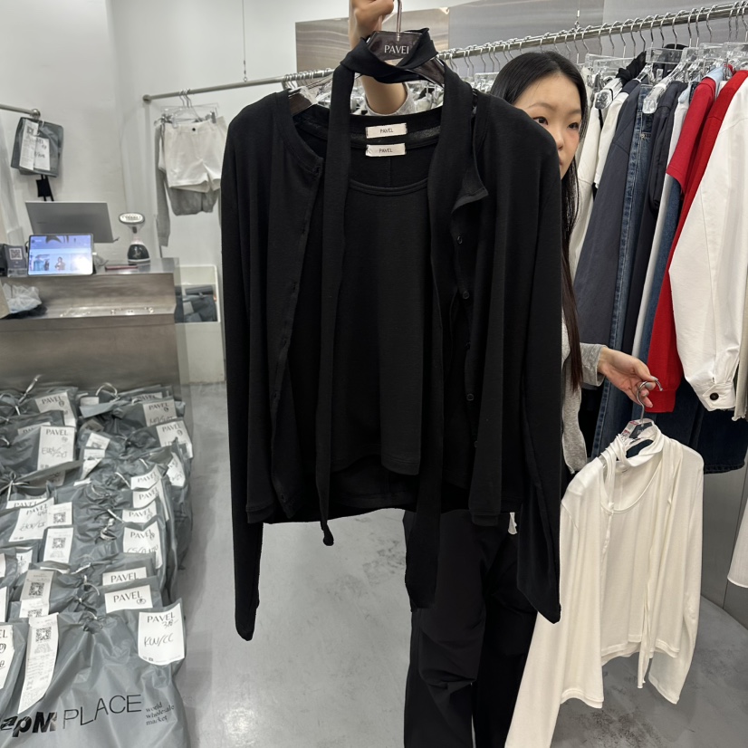 PAVEL東大門代購女裝新款真品人氣時尚長袖T恤不含內搭圍巾PAVEL長袖T恤圖色3