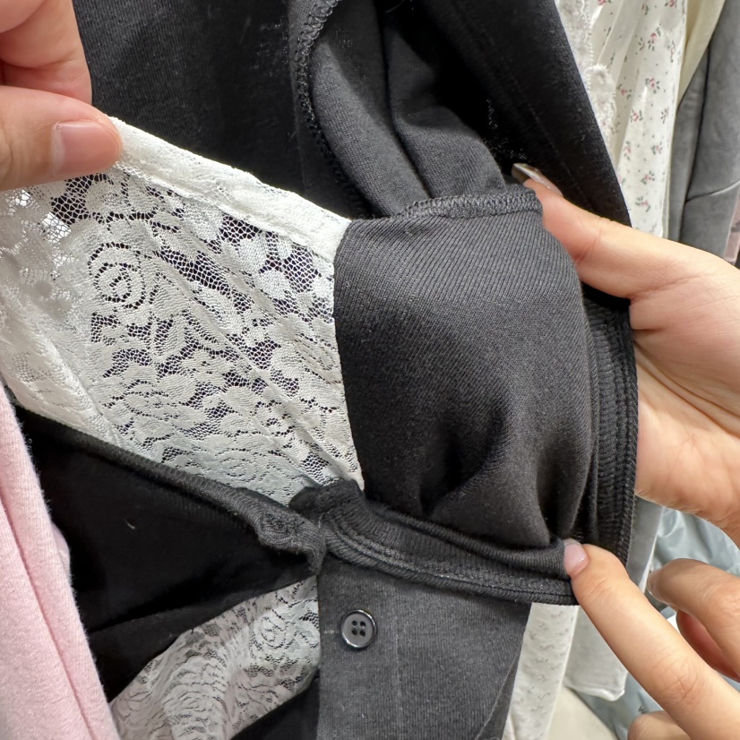 KIKI東大門實拍女裝新品真品休閑26春夏職業時尚針織衫蕾絲KIKI針織衫