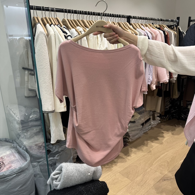 M.G.N東大門實拍女裝新款推薦真品26春夏時尚職業T恤褶皺MAGNETT恤圖色2