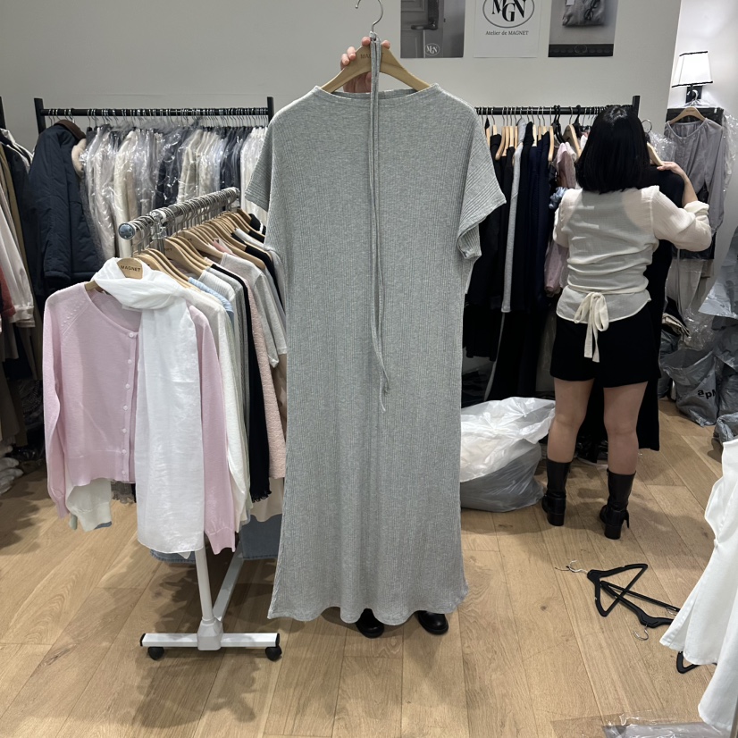 M.G.N東大門代購女裝新品時尚推薦職業連衣裙含腰繩褶裥MAGNET連衣裙圖色2