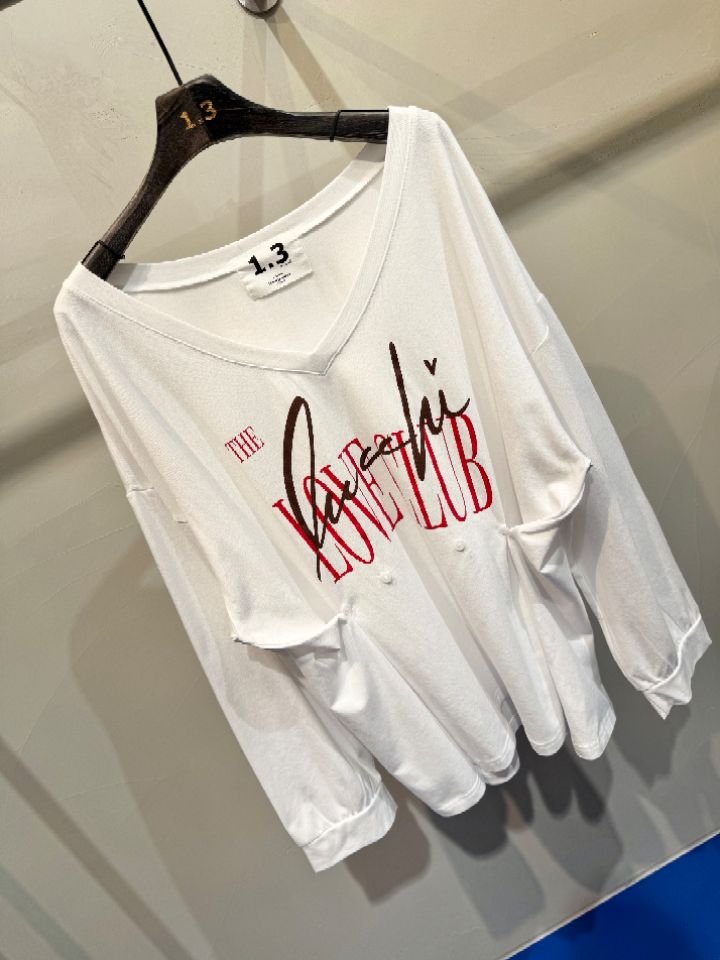 1.3東大門直郵女裝新品休閑人氣時尚職業熱賣26春夏長袖T恤1.3長袖T恤