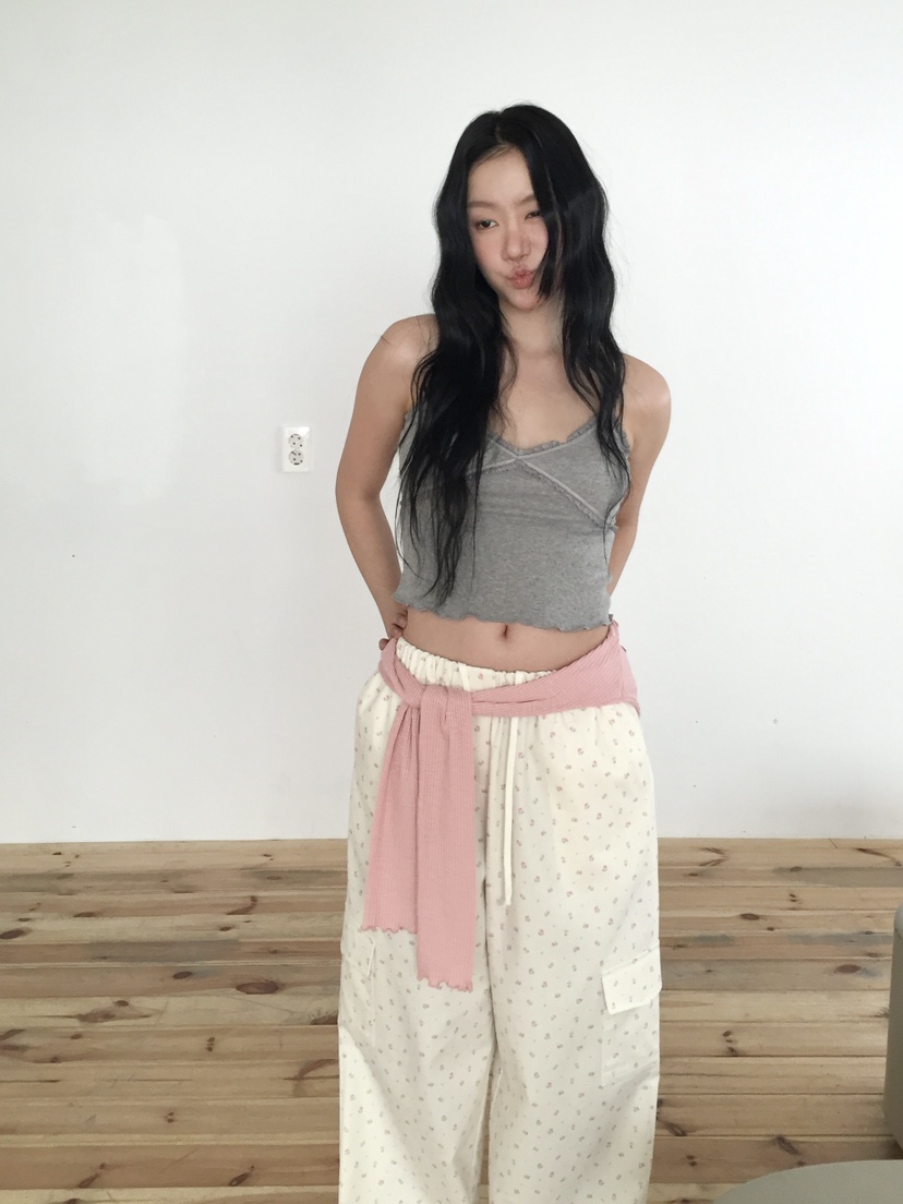 LOVE MOMENT東大門直郵女士新款26春夏休閑人氣吊帶背心LOVE MOMENT吊帶/背心