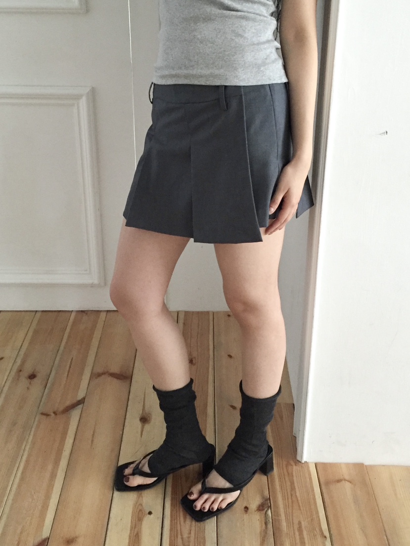 LOVE MOMENT東大門實拍女裝新品26春夏推薦休閑時尚裙褲LOVE MOMENT裙褲