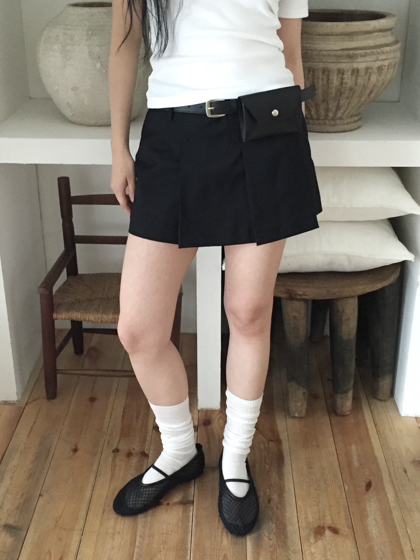 LOVE MOMENT東大門實拍女裝新品26春夏推薦休閑時尚裙褲LOVE MOMENT裙褲