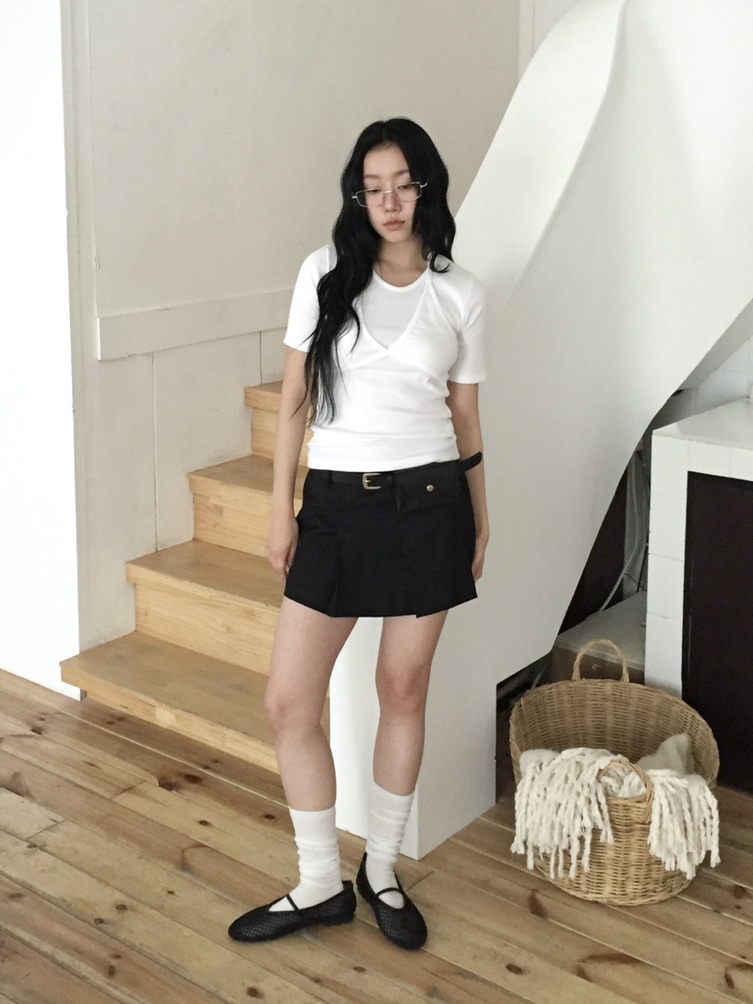 LOVE MOMENT東大門實拍女裝新品26春夏推薦休閑時尚裙褲LOVE MOMENT裙褲