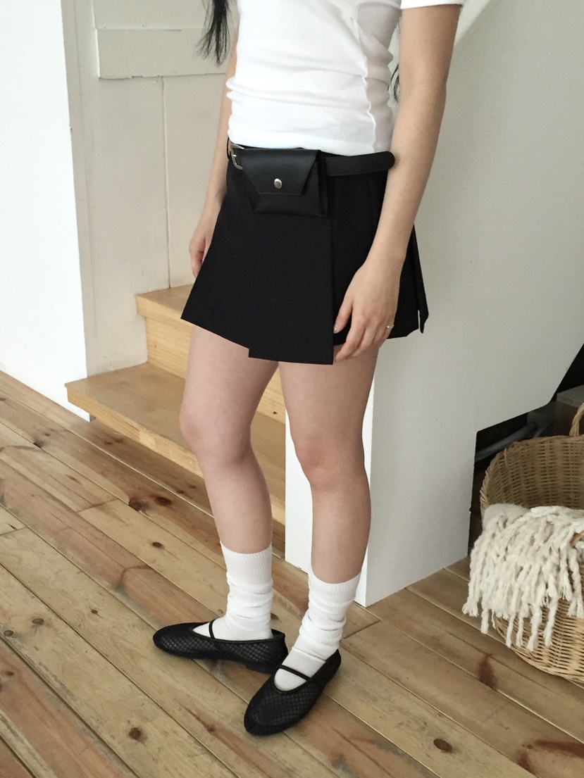 LOVE MOMENT東大門實拍女裝新品26春夏推薦休閑時尚裙褲LOVE MOMENT裙褲