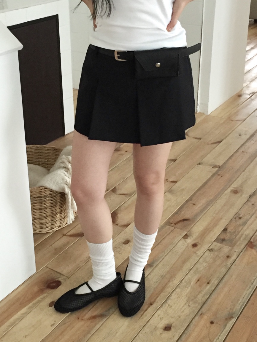 LOVE MOMENT東大門實拍女裝新品26春夏推薦休閑時尚裙褲LOVE MOMENT裙褲