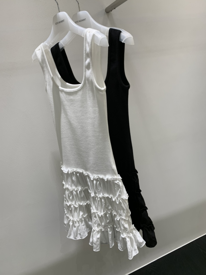 LOVE MOMENT東大門實拍女裝新款人氣真品熱賣推薦連衣裙LOVE MOMENT連衣裙