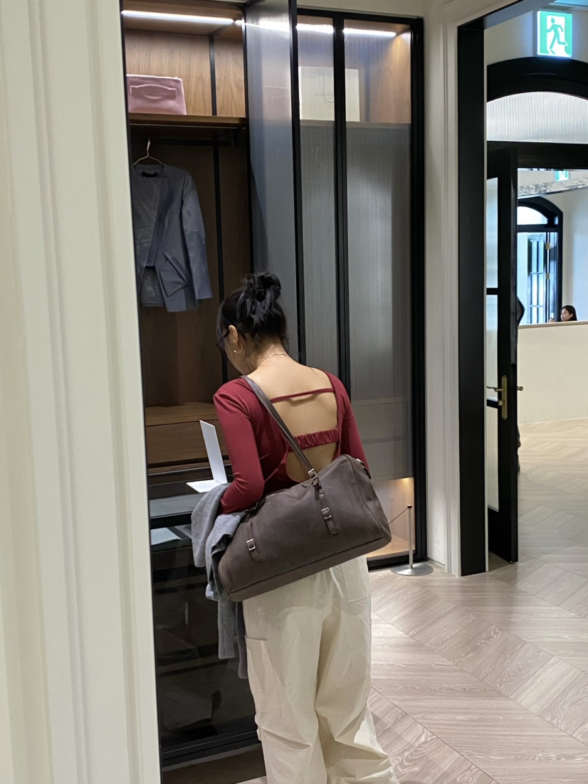 OUPPT韓國直郵女士新款熱賣時尚真品26春夏職業人氣長袖T恤OUPPT長袖T恤