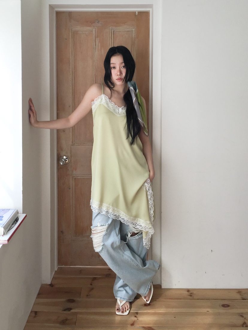 LOVE MOMENT韓國代購女裝新款時尚推薦26春夏連衣裙緞面LOVE MOMENT連衣裙