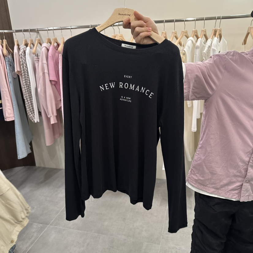 URBANSTORY/REMAKING韓國代購女裝新款時尚職業推薦長袖T恤Remaking/URBANSTORY長袖T恤圖色1