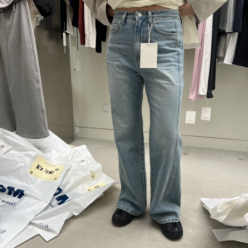 NUTPLAN韓國直郵女士新款時尚推薦休閑人氣熱賣牛仔褲喇叭NUTPLAN牛仔褲圖色1