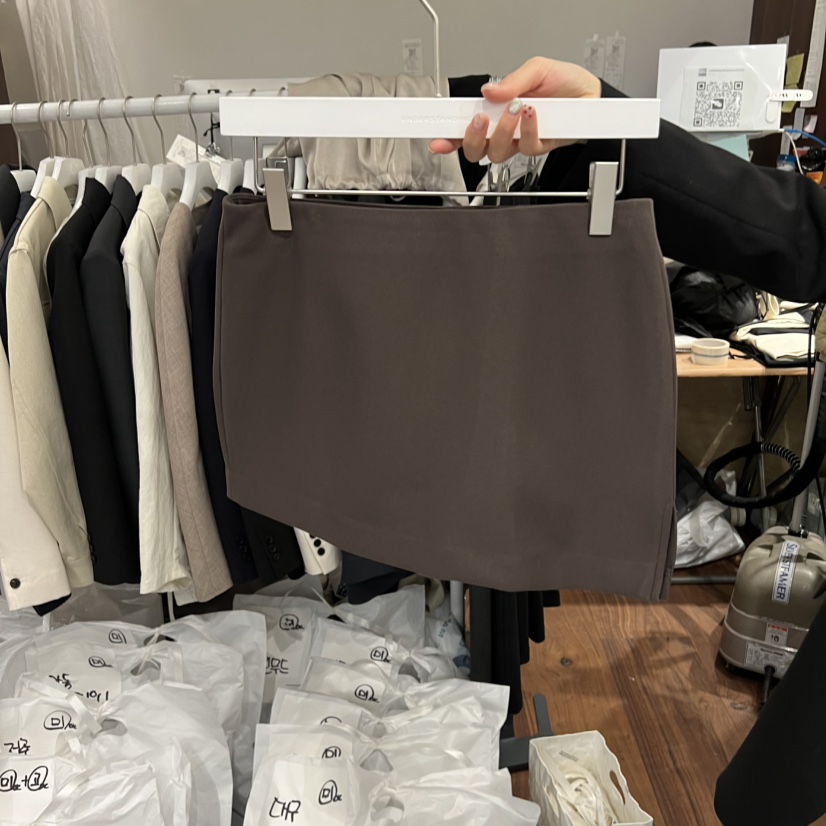 UNDERSTANDING韓國直郵女裝新款26春夏時尚推薦人氣真品短裙UNDERSTANDING短裙圖色1