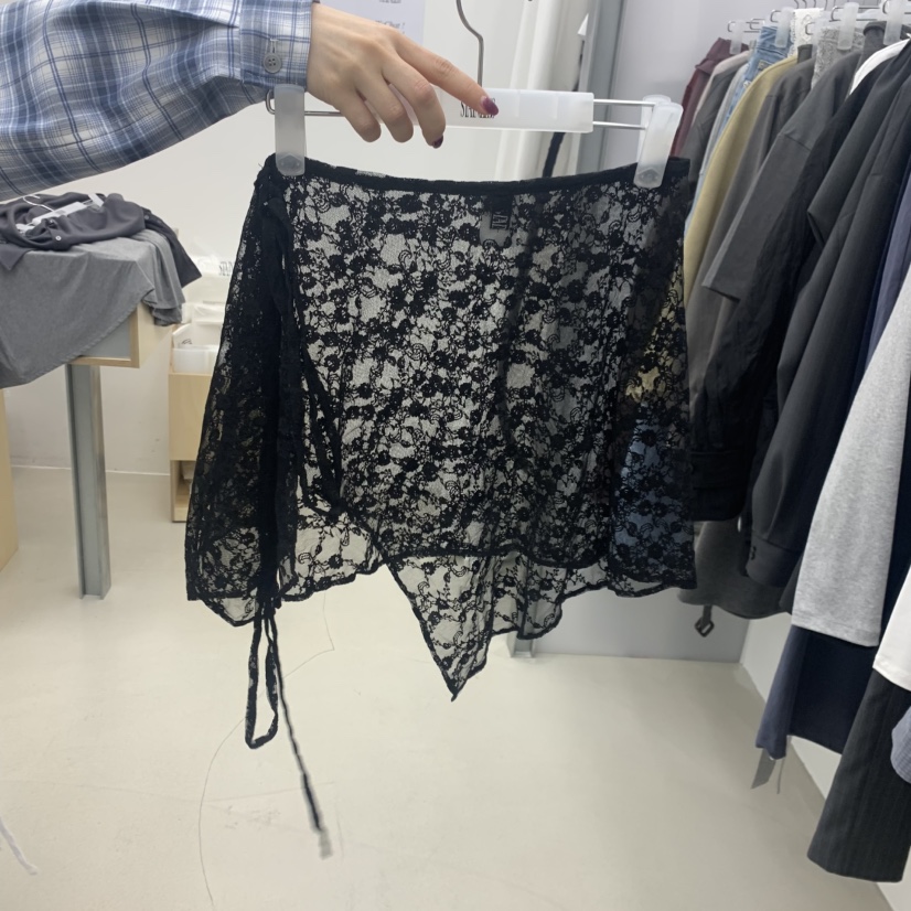 STAINLESS韓國東大門直郵女士新款26春夏推薦短裙花朵蕾絲STAINLESS短裙圖色2