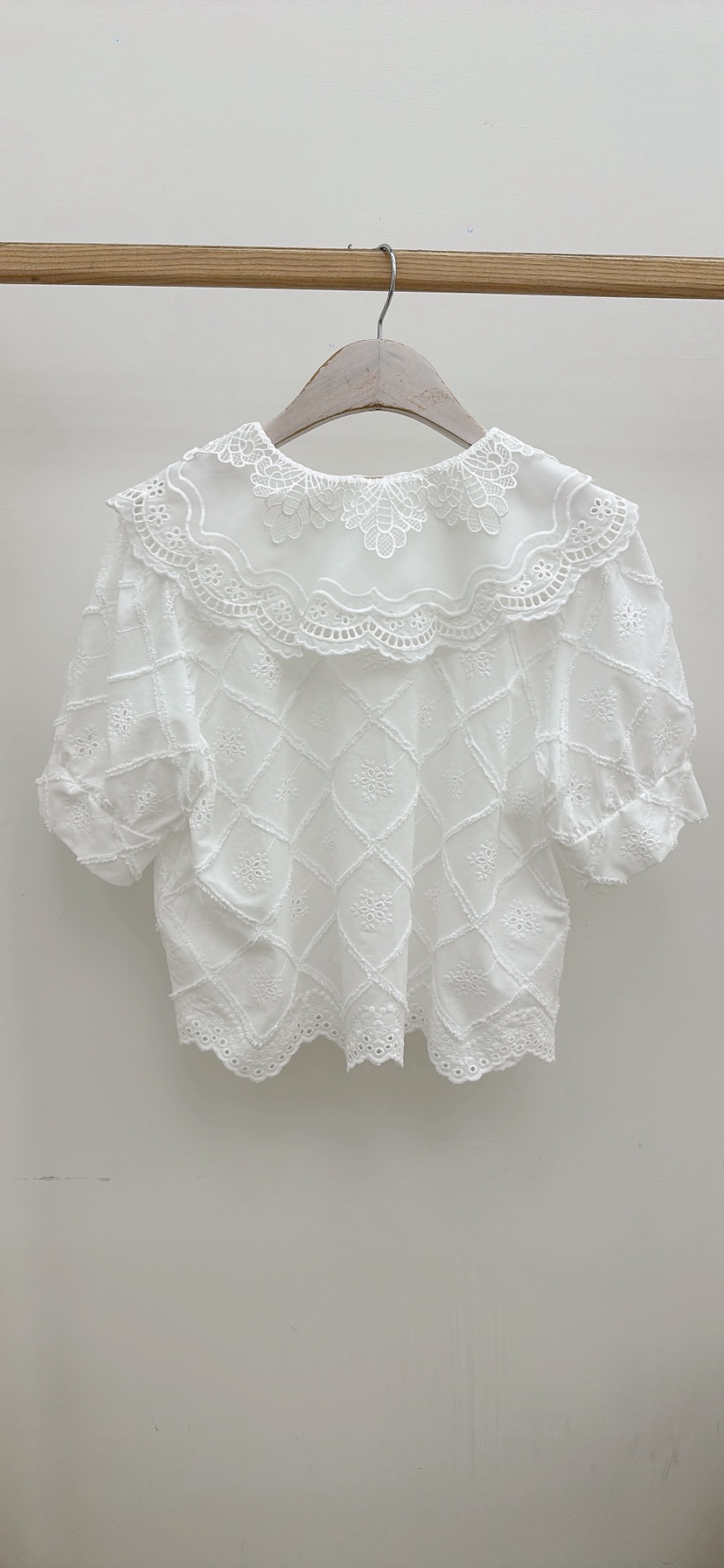 YARD韓國東大門代購女裝新品推薦職業襯衫蕾絲衫刺繡棉質YARD襯衫/蕾絲衫