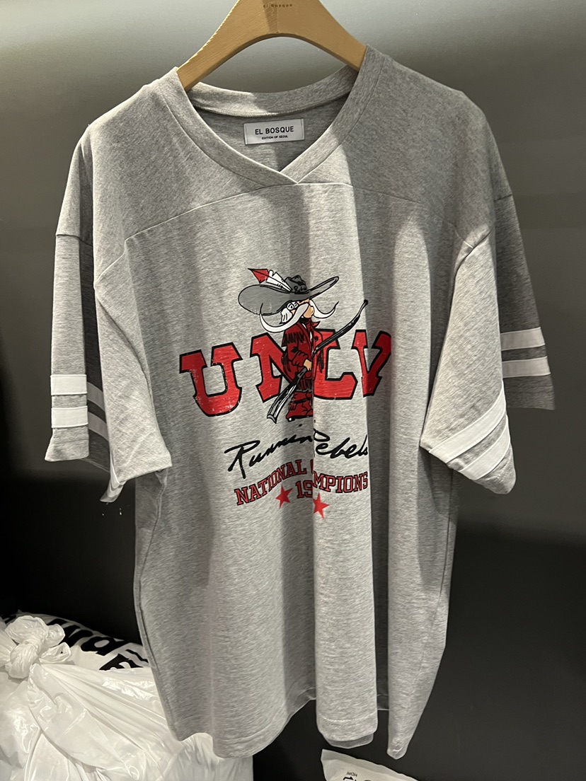 EL BOSQUE韓國直郵實拍女士新品時尚人氣休閑熱賣26春夏T恤EL BOSQUET恤圖色2