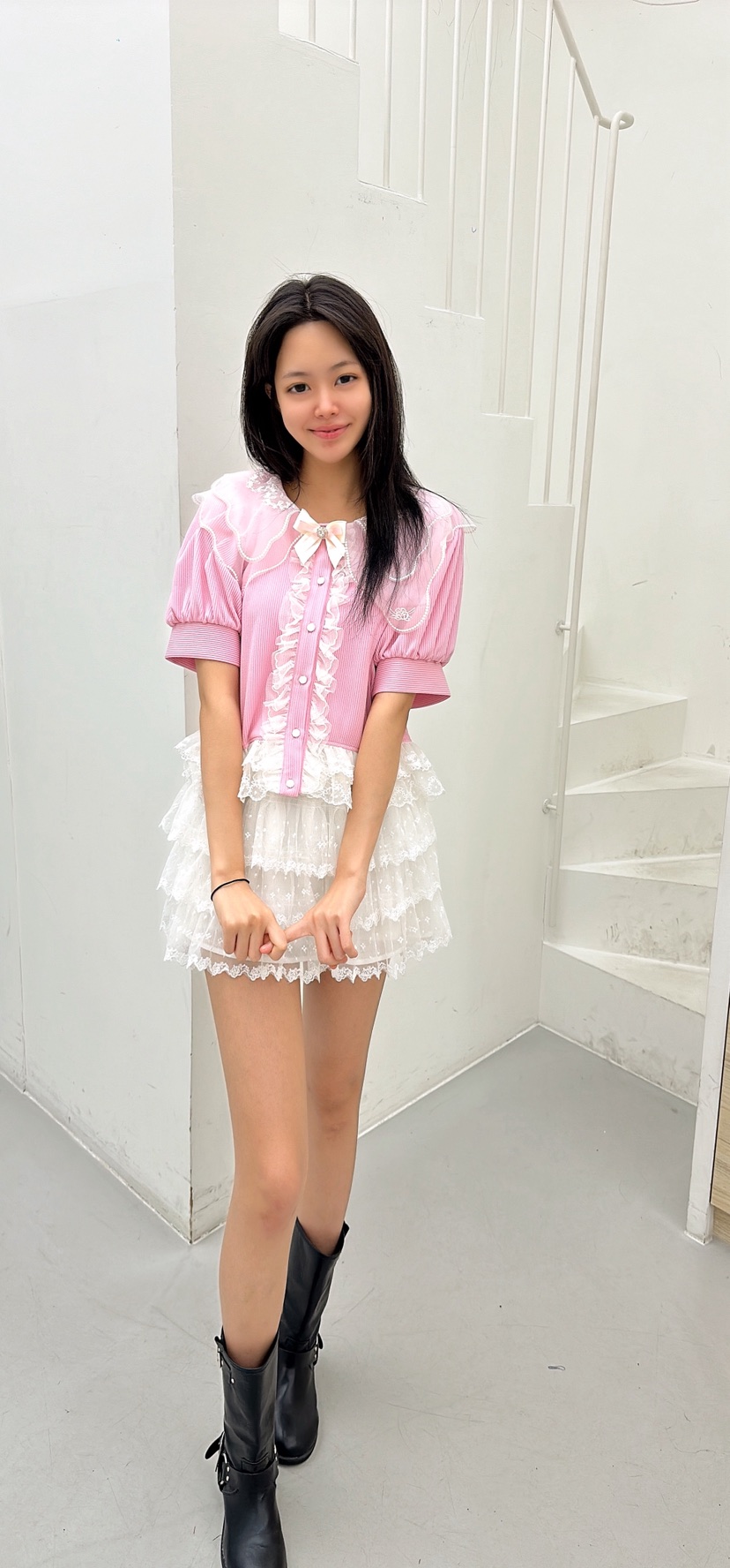 YARD韓國東大門代購女士新款26春夏熱賣襯衫蕾絲衫含胸花YARD襯衫/蕾絲衫