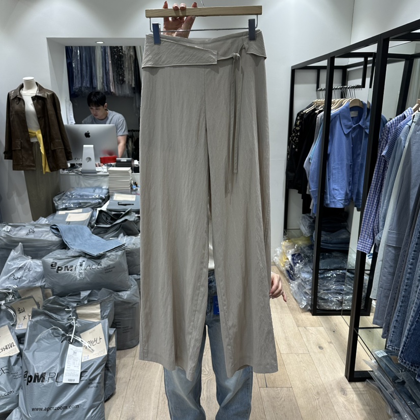 BRUNI/RICOTTA韓國直郵實拍女裝新品職業人氣推薦休閑褲BRUNI/RICOTTA休閑褲圖色1