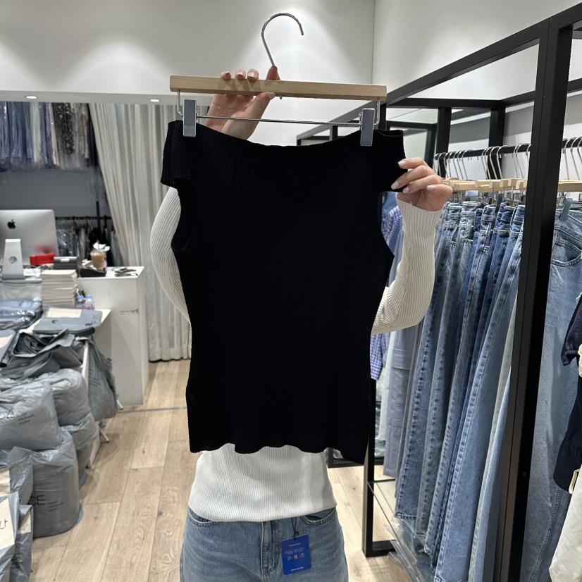 BRUNI/RICOTTA韓國東大門直郵女裝新款人氣26春夏針織衫露肩BRUNI/RICOTTA針織衫圖色2