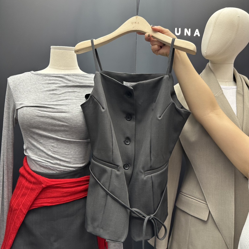 UNA/THE MAY韓國東大門直郵女裝新款人氣時尚馬甲含腰繩THEMAY/UNA馬甲圖色2墨色