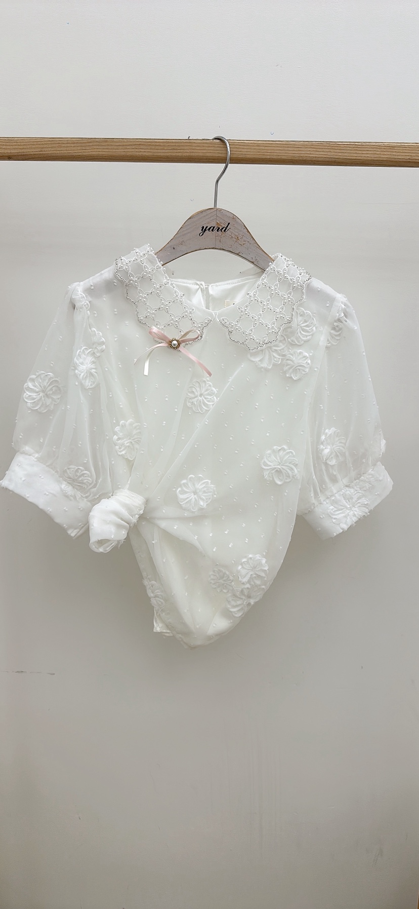 YARD韓國代購女裝新品熱賣人氣休閑襯衫蕾絲衫含胸花雪紡YARD襯衫/蕾絲衫圖色1