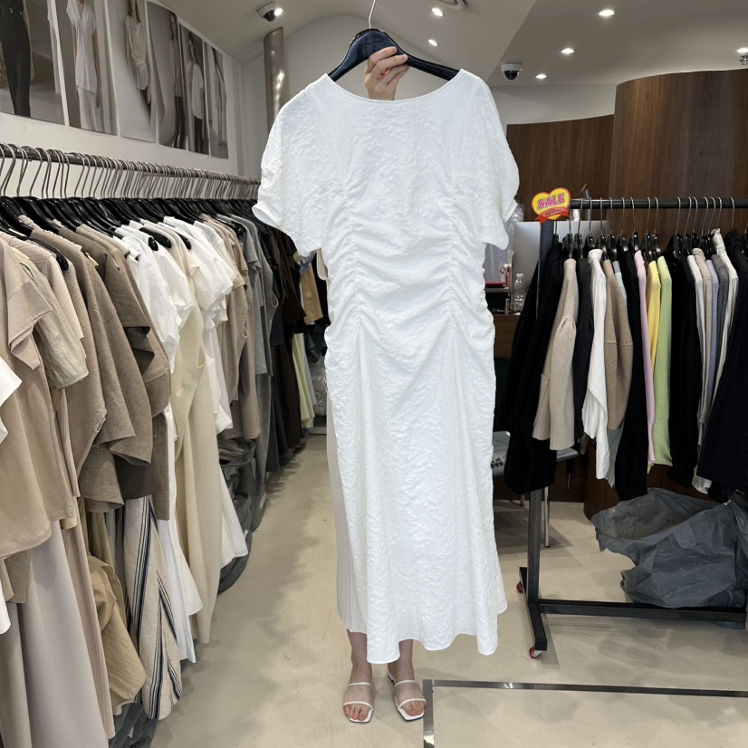 LE EDITION/LEBOENE韓國代購女裝新款職業人氣連衣裙褶皺LE EDITION/LEBOENE連衣裙圖色1