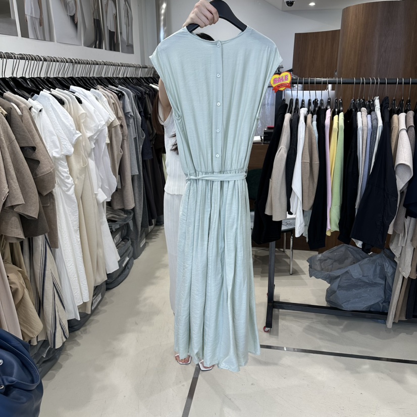 LE EDITION/LEBOENE韓國東大門直郵女士新品26春夏連衣裙LE EDITION/LEBOENE連衣裙