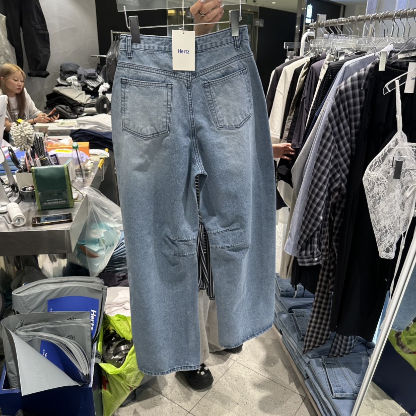 HERTZ-P韓國東大門直郵女裝新款人氣時尚推薦熱賣牛仔褲HERTZ-P牛仔褲