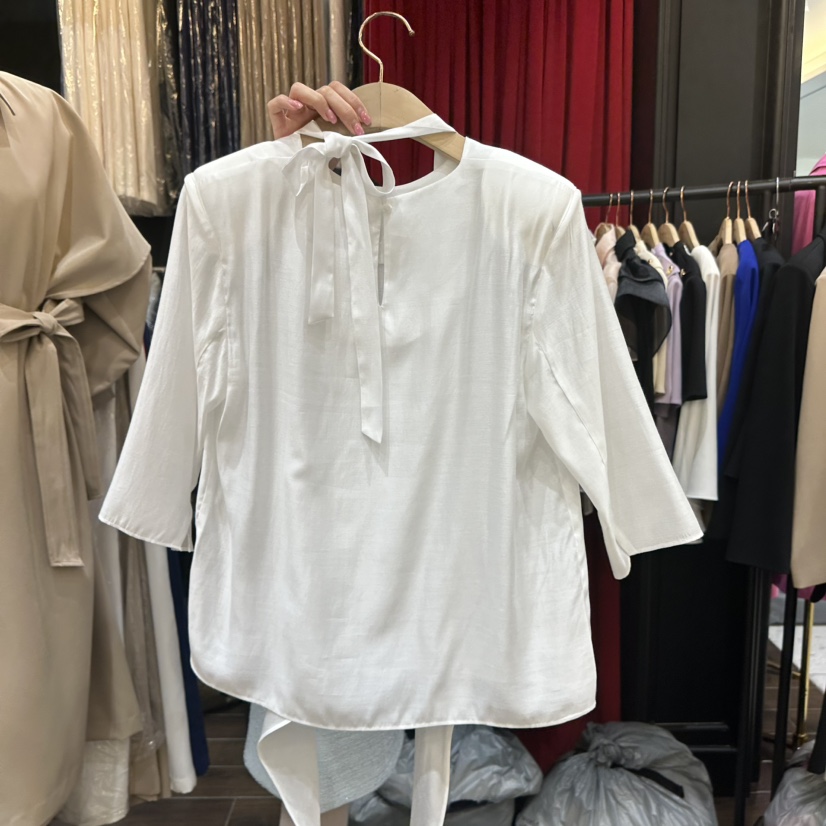 HERISH-HAUTE韓國代購女裝新款職業休閑人氣熱賣襯衫蕾絲衫HERISH-HAUTE襯衫/蕾絲衫