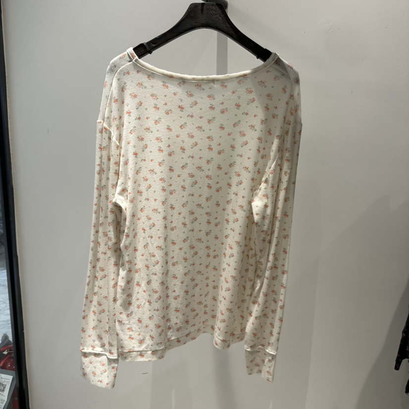 JANE BIRKIN韓國直郵實拍女士新款職業推薦人氣長袖T恤花朵JANE BIRKIN設計師品牌長袖T恤