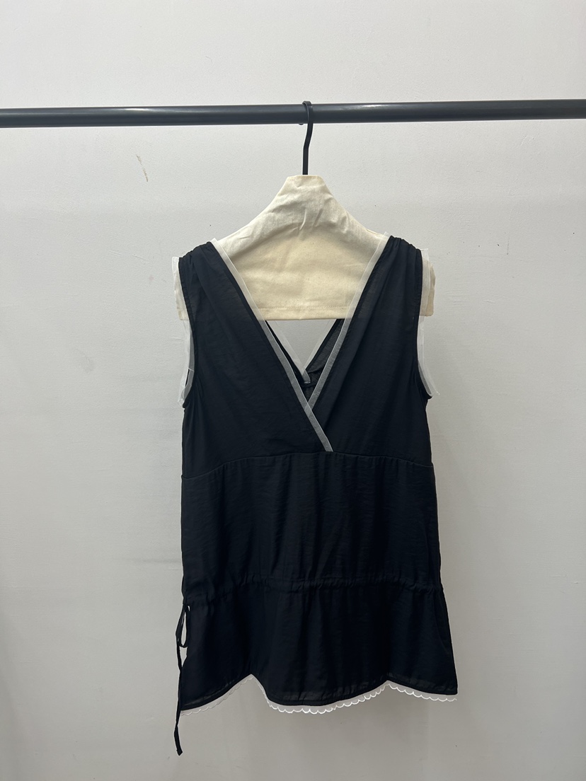 UNANSWERED-MYSTERY/FIFO韓國代購女裝新品人氣吊帶背心UNANSWERED-MYSTERY/FIFO吊帶/背心