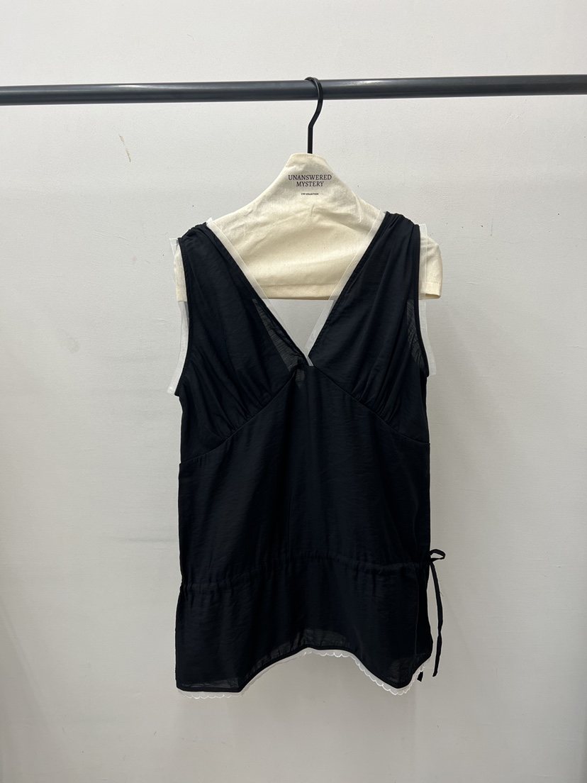 UNANSWERED-MYSTERY/FIFO韓國代購女裝新品人氣吊帶背心UNANSWERED-MYSTERY/FIFO吊帶/背心圖色3