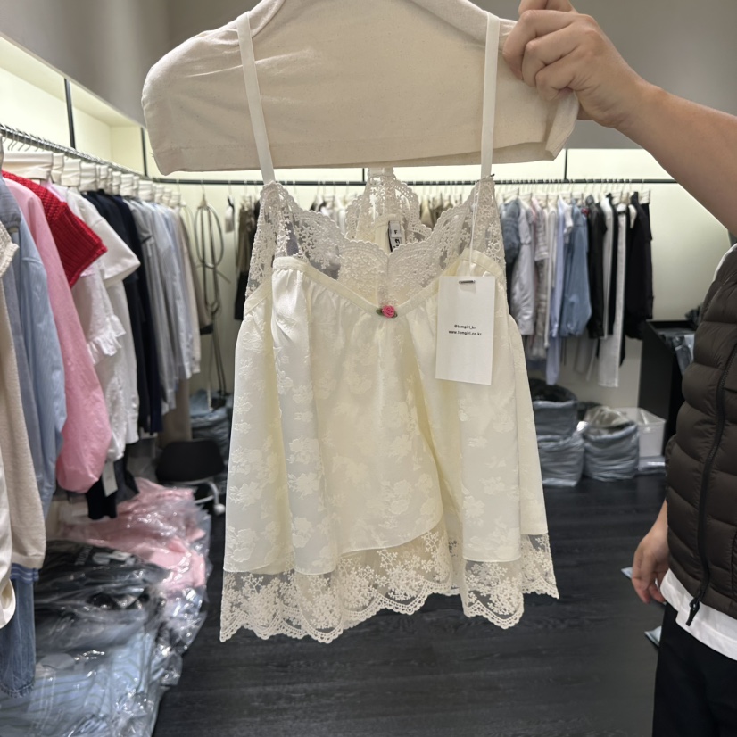 TOMGIRL韓國東大門代購女裝新品熱賣人氣26春夏吊帶背心蕾絲TOMGIRL吊帶/背心圖色1